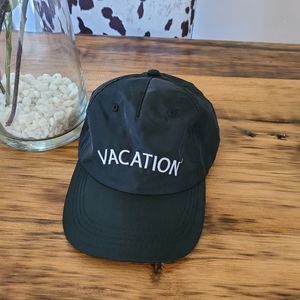 NWT Black Vacation Hat